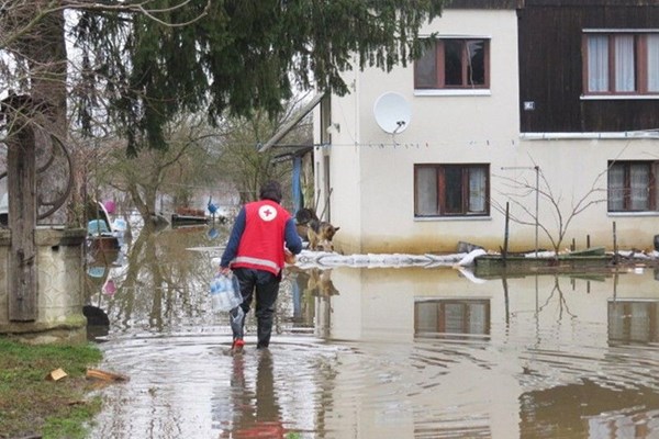 Apel Hrvatskog Crvenog križa za prikupljanje pomoći za poplavljena područja u Republici Hrvatskoj