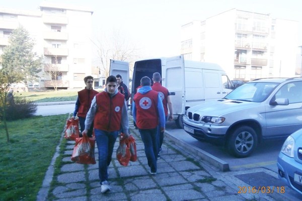 Novi Marof - Podijeljeni paketi humanitarne pomoći