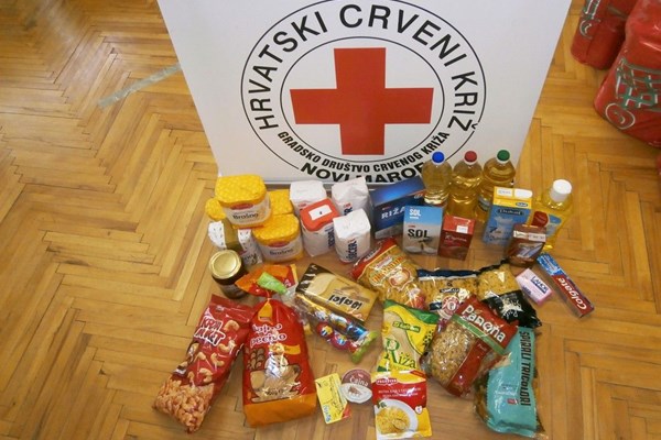 Novi Marof - uskršnji paketi humanitarne pomoći